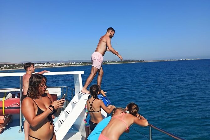 2.5 hour Glass Bottom Boat Trip, Snorkeling, Sliding and Fun - Stop 3, Crystal-Clear Water Snorkeling, Sandwiches, And the Big Slide