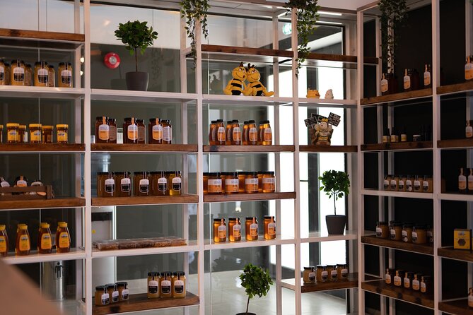 30-Minute Guided Honey Tasting Activity in Melini - Bee therapy talk: what to take from it