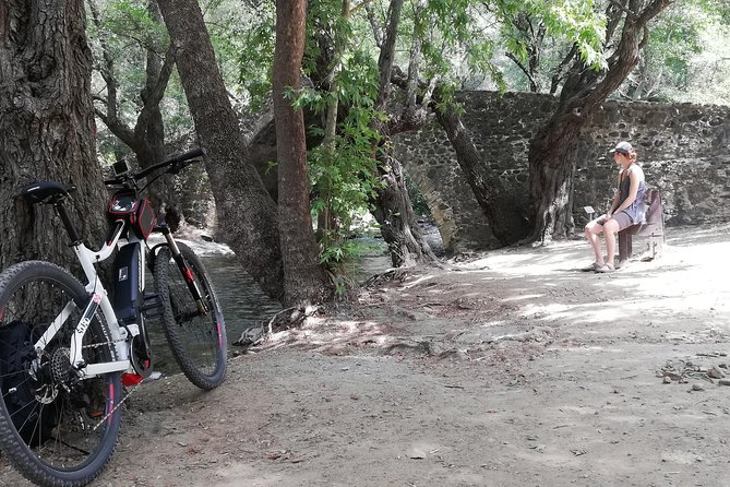 Explore Paphos forest with e-mountain bikes - The Tzelefos Bridge start: briefing, gear talk, then you roll