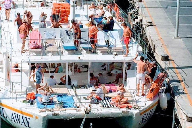 Full-Day Family Catamaran Cruise from Limassol with Lunch - Lunch on board and the open bar: what you get for the money