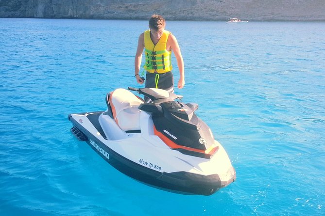 JETSKI 130HP GTI SEADOO (holds 2 people) - The license, the insurance excess card, and the VHF radio system