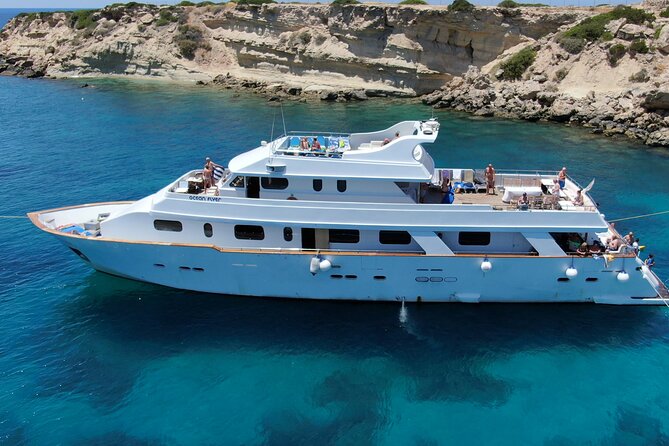 Ocean Flyer VIP Cruise from Paphos Adults Only - Pickup, meeting point, and what to bring from day one