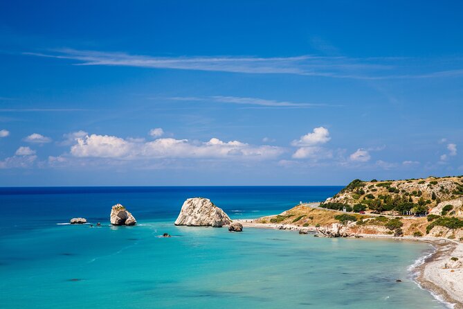 Pafos and Kourion Coach Excursion in Italian - Paphos Harbour and Port: Lunch Time Without a Set Menu