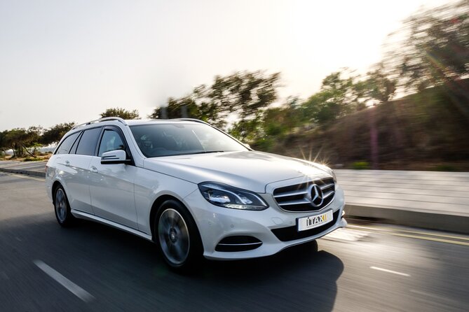Private Transfer: Larnaca Airport to Ayia Napa 1-14 pax - Vehicle options and how group size changes the whole value