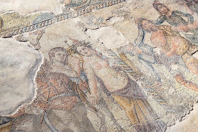 Private Walking Tour of Paphos - Stop 3: Saranta Kolones Castle and the later setting