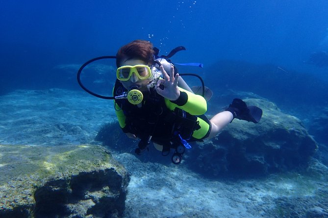 Scuba Diving Activity in Pernera - The classroom lesson: quick, practical, and geared for your first day