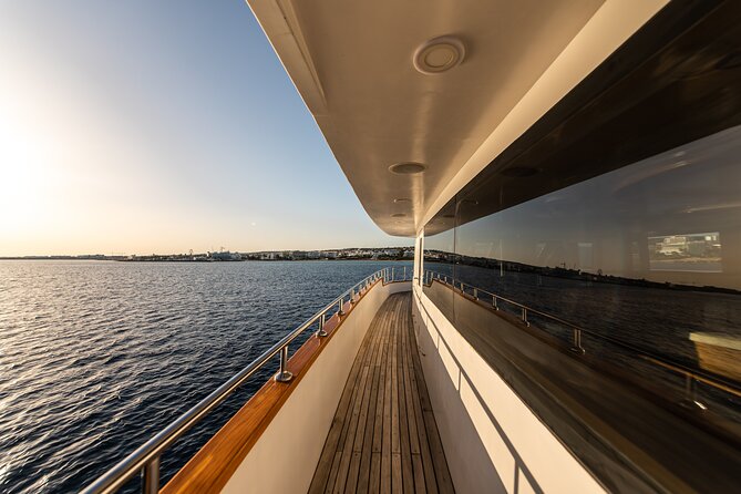 Sunset Cruise on Ayia Napa's biggest boat - WiFi and photo speed: how to make your upload plan work