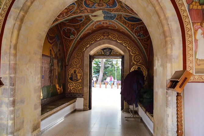 Tour to Troodos, Kykkos Monastery, Omodos and Winery from Paphos - A mountain day from Paphos that actually feels organized