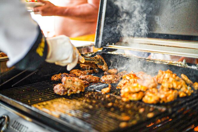 Wave Dancer Half Day BBQ Cruise - All Inclusive - All-inclusive BBQ lunch and drinks: where the value hides